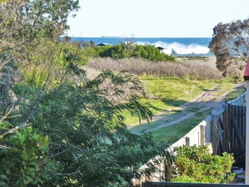 4 Fishermans Bay Road, Anna Bay NSW 2316