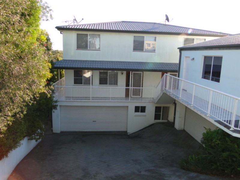 1/4 Lyndel Close, Soldiers Point NSW 2317