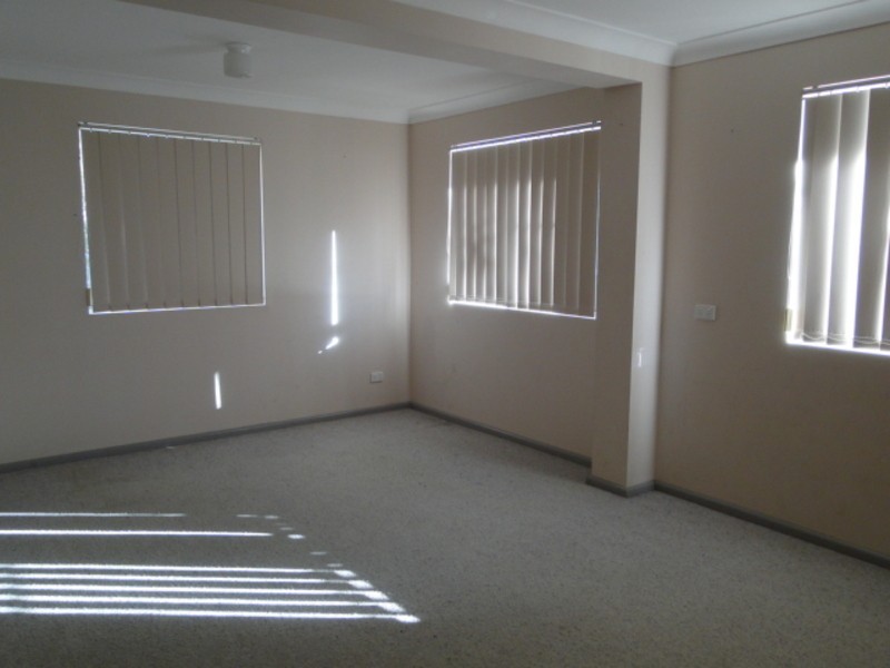 1/4 Lyndel Close, Soldiers Point NSW 2317