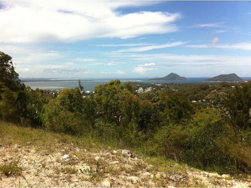 4 Pillinda Court, Nelson Bay NSW 2315