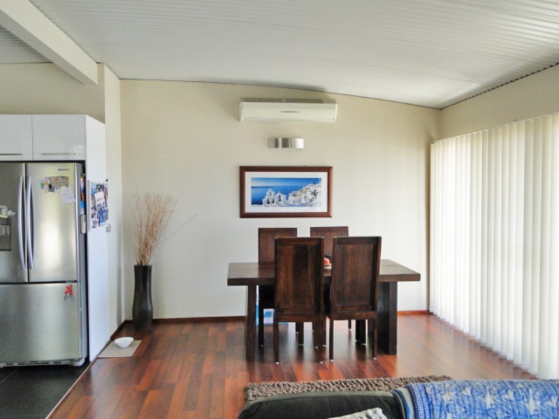 2/8 Moorooba Crescent, Nelson Bay NSW 2315