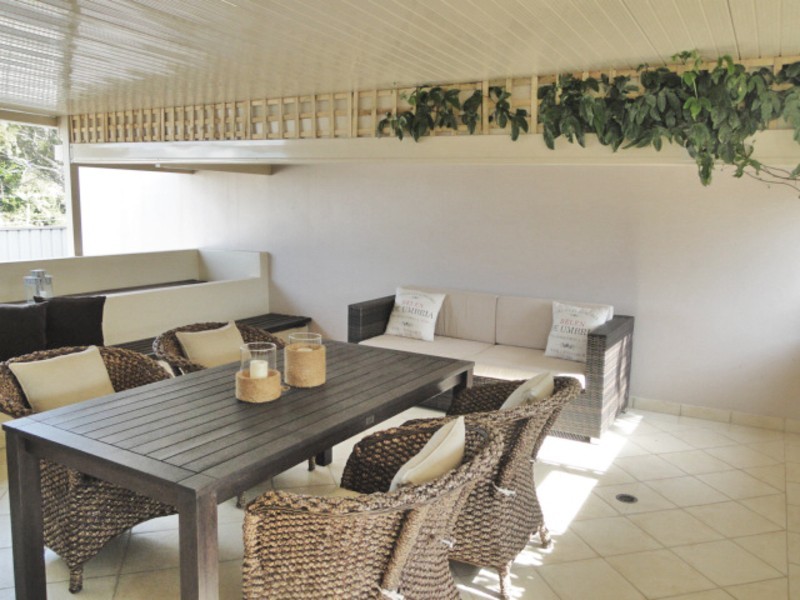 2/8 Moorooba Crescent, Nelson Bay NSW 2315