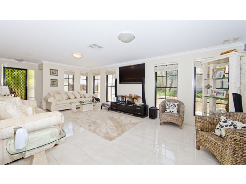 6 Tobin Lane, Anna Bay NSW 2316