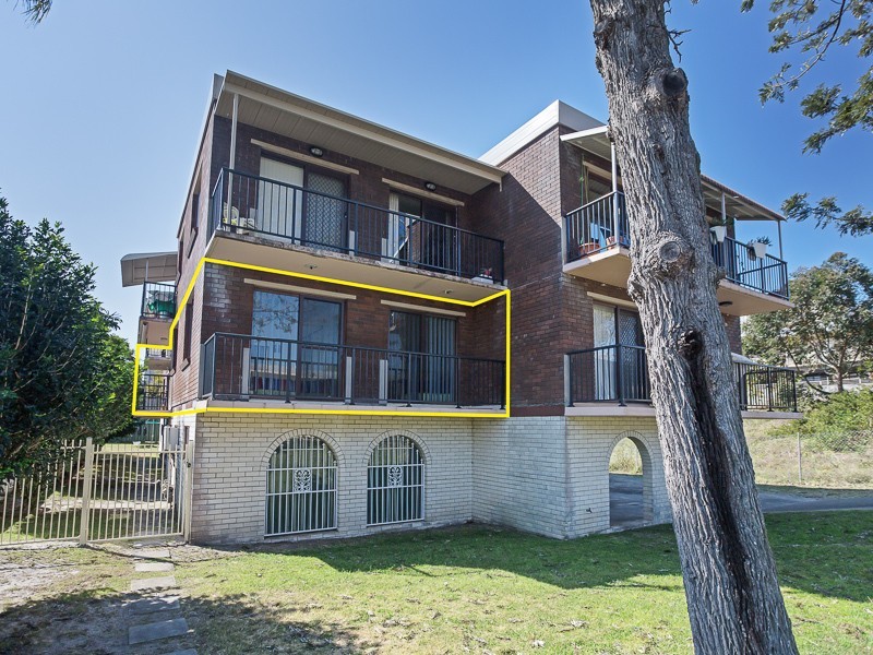 2/16 Messines Street, Shoal Bay NSW 2315