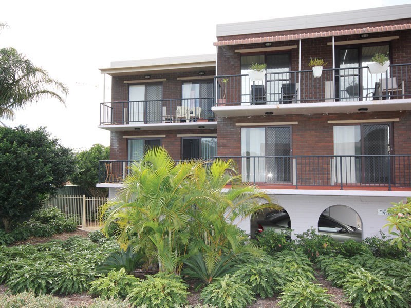 2/16 Messines Street, Shoal Bay NSW 2315