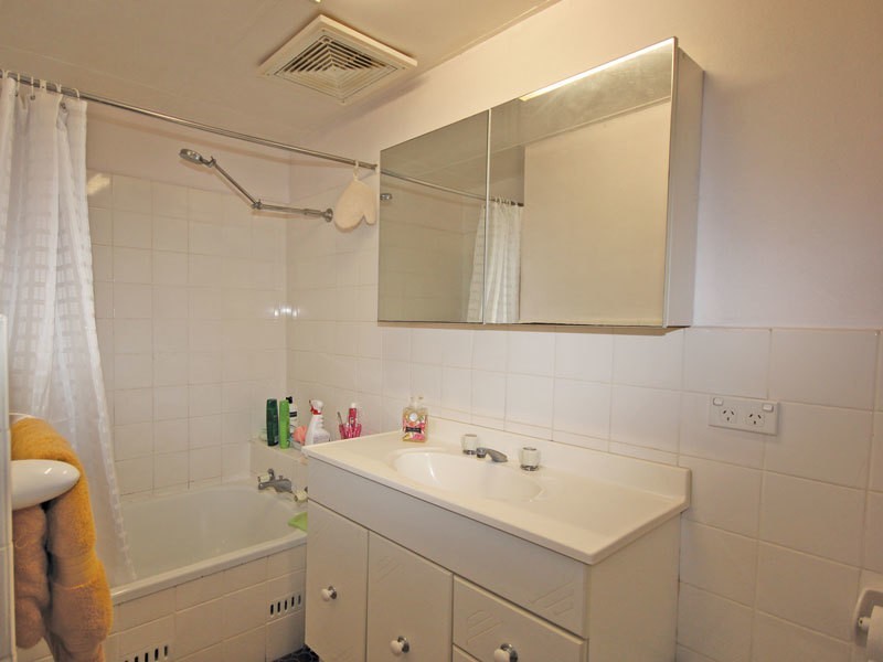 2/16 Messines Street, Shoal Bay NSW 2315