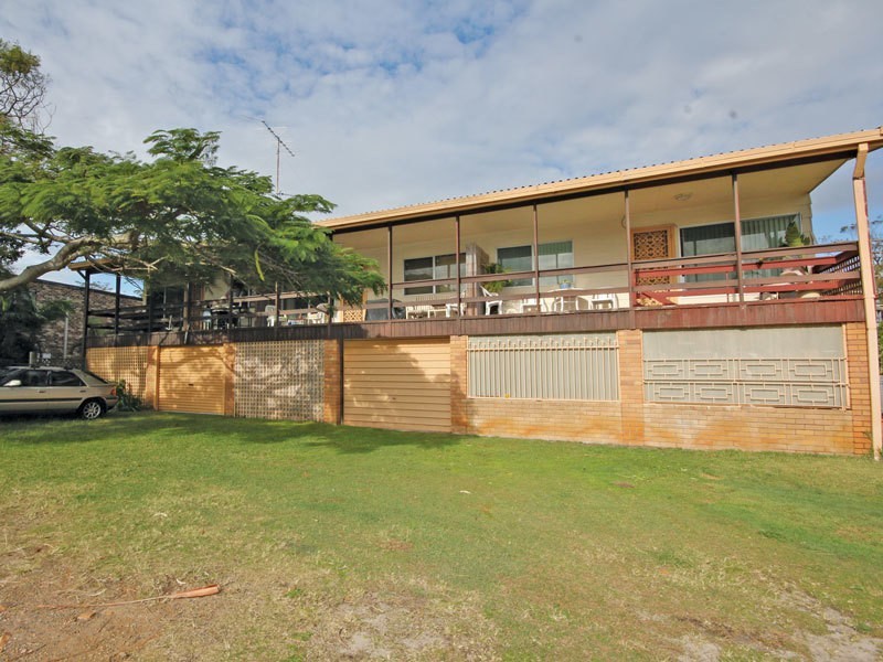 2/7 Messines Street, Shoal Bay NSW 2315