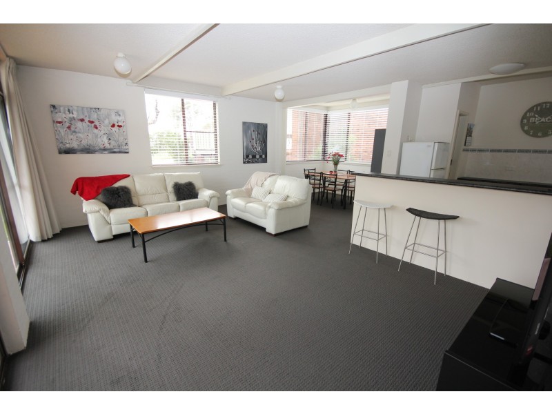 2/8-10 Columbia Close, Nelson Bay NSW 2315
