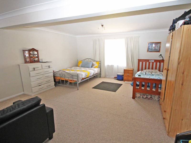 17 Irene Crescent, Soldiers Point NSW 2317