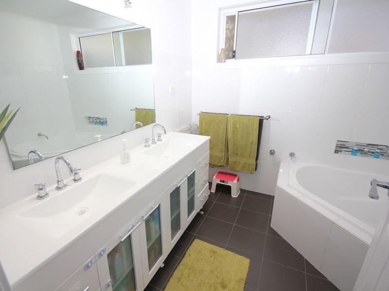 17 Irene Crescent, Soldiers Point NSW 2317