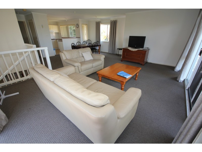 1/9 Redman Place, Soldiers Point NSW 2317