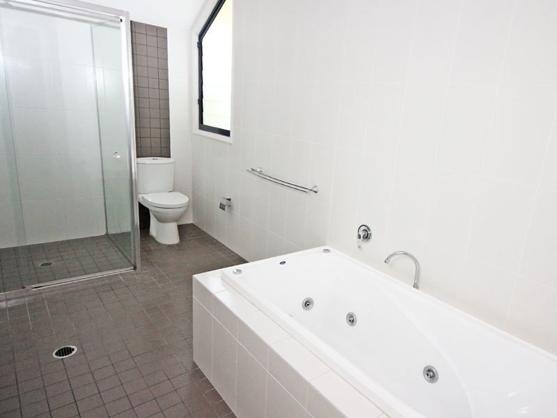 2/11 Dalton Street, Nelson Bay NSW 2315