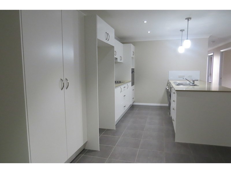 11 Oasis Close, Soldiers Point NSW 2317