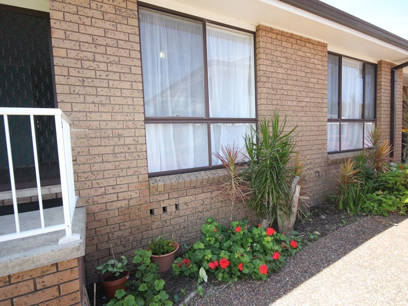 2/4 Armidale Avenue, Nelson Bay NSW 2315