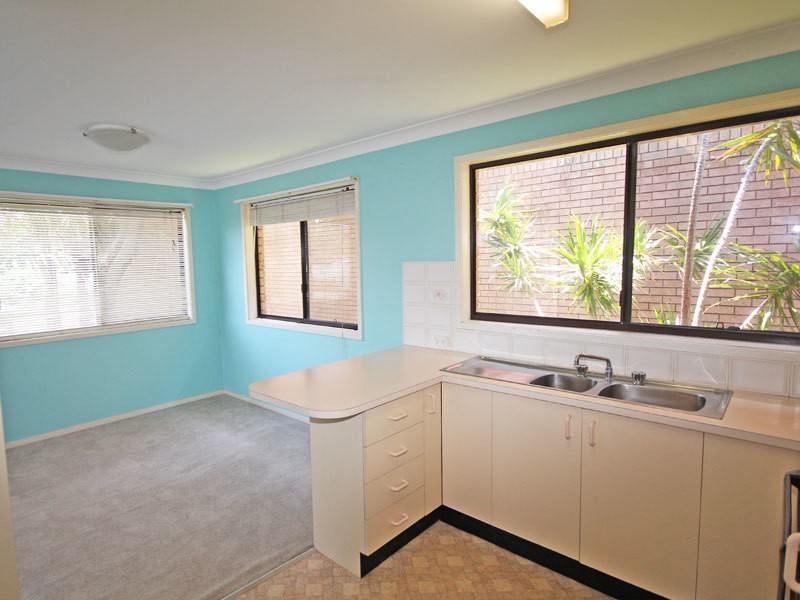 2/4 Armidale Avenue, Nelson Bay NSW 2315