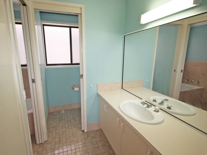 2/4 Armidale Avenue, Nelson Bay NSW 2315