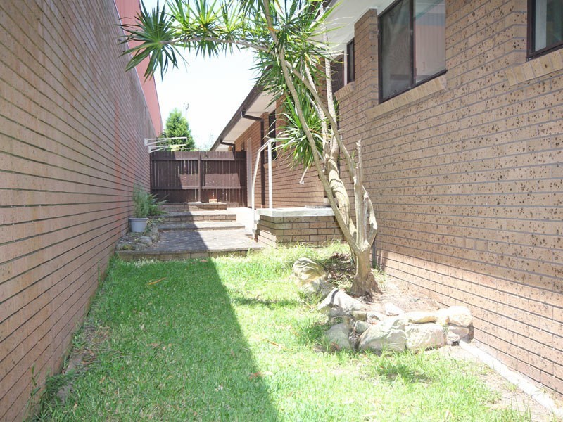 2/4 Armidale Avenue, Nelson Bay NSW 2315