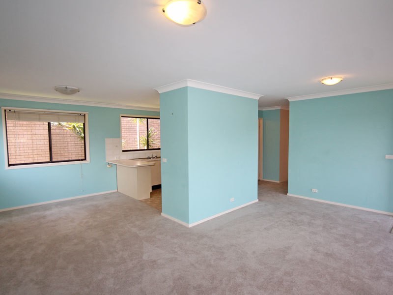 2/4 Armidale Avenue, Nelson Bay NSW 2315