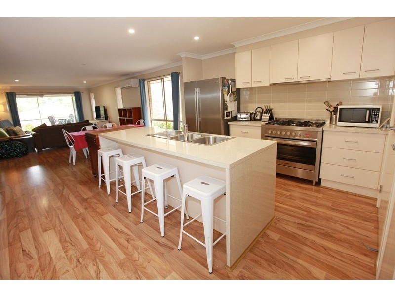 14 Upton Street, Soldiers Point NSW 2317