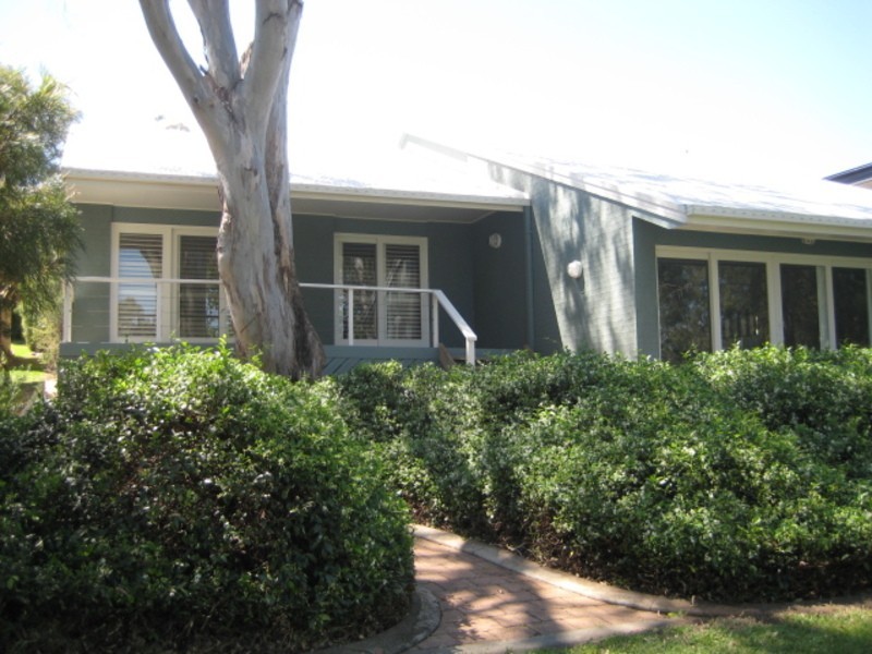 26 Cromarty Road, Soldiers Point NSW 2317