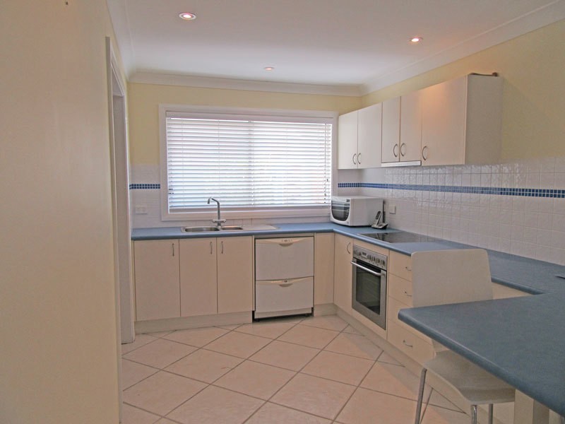 2/1 Lentara Street, Fingal Bay NSW 2315