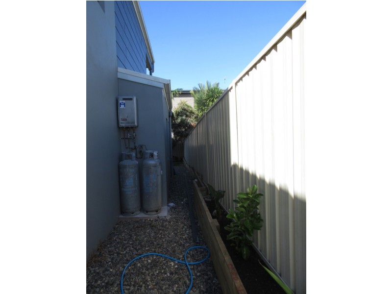 2/12 Blanch Street, Boat Harbour NSW 2316