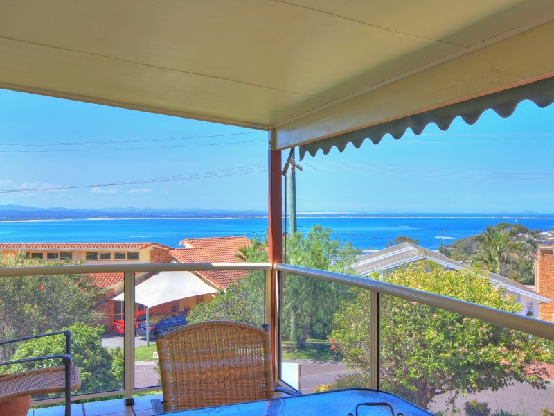 2/22 Canomii Close, Nelson Bay NSW 2315
