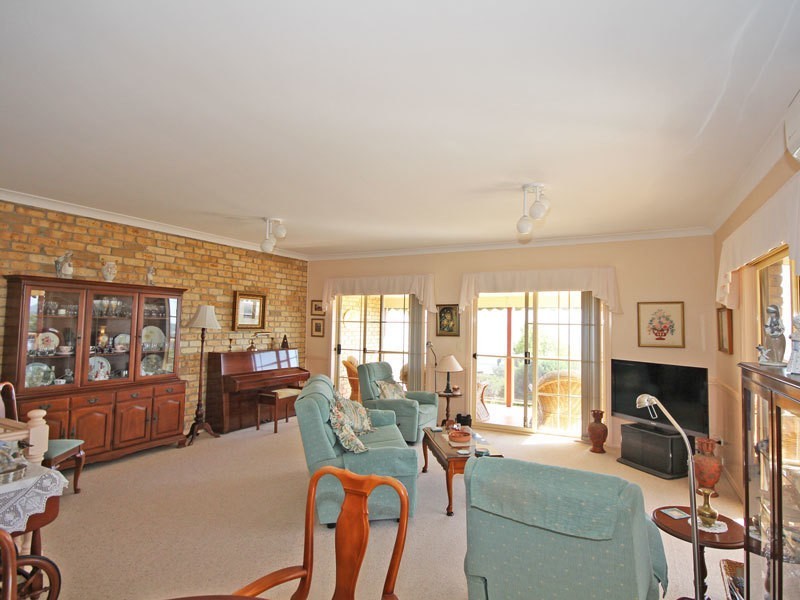 2/22 Canomii Close, Nelson Bay NSW 2315