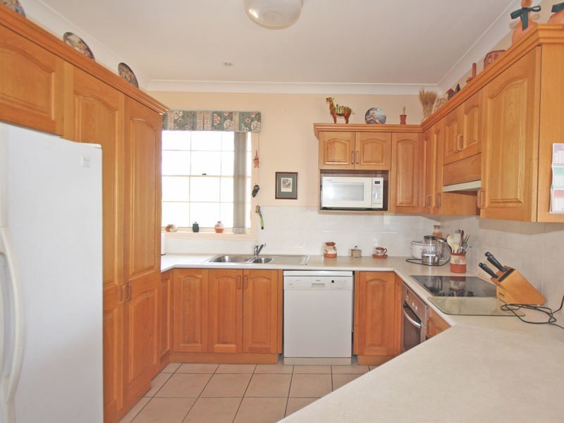 2/22 Canomii Close, Nelson Bay NSW 2315