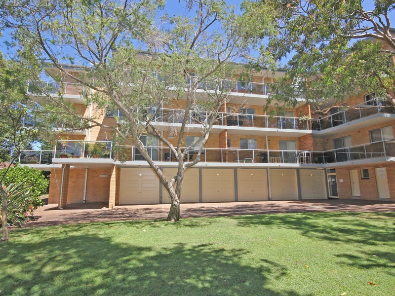 9/11 Catalina Close, Nelson Bay NSW 2315