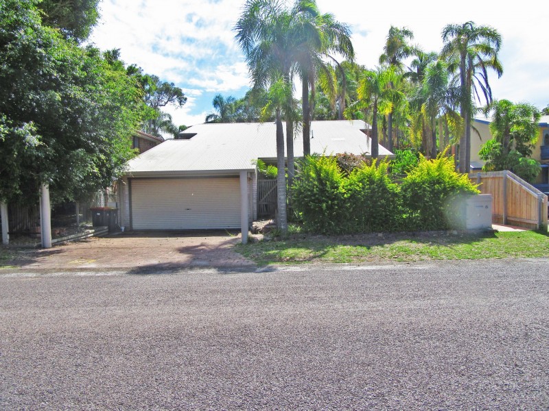 2/6 Kurrawa Close, Nelson Bay NSW 2315
