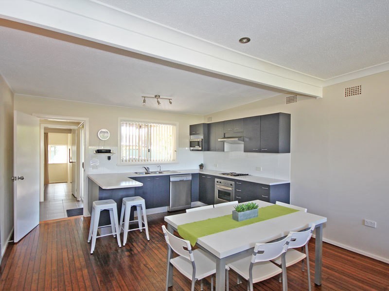 28 Rigney Street, Shoal Bay NSW 2315