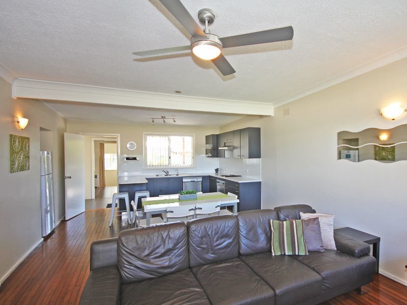 28 Rigney Street, Shoal Bay NSW 2315