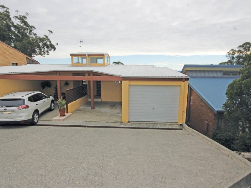 8a Wallawa Road, Nelson Bay NSW 2315