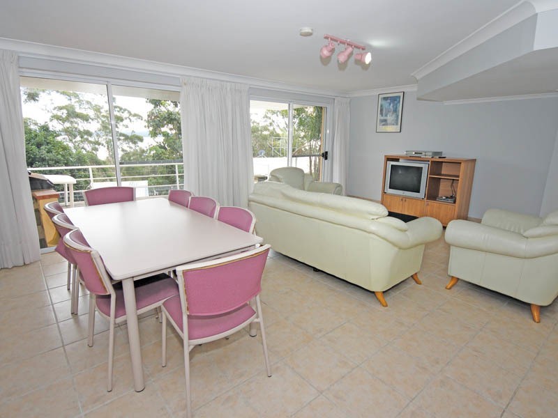 8a Wallawa Road, Nelson Bay NSW 2315