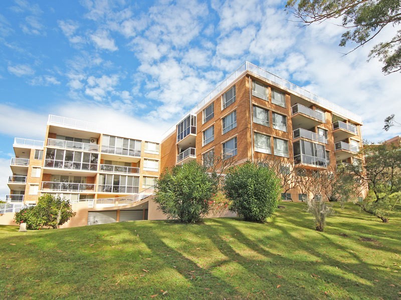 2/2 Thurlow Avenue, Nelson Bay NSW 2315