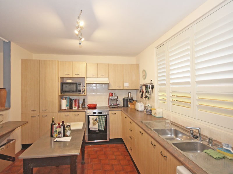 2/2 Thurlow Avenue, Nelson Bay NSW 2315