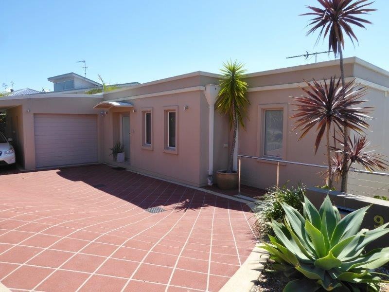 9 Wollomi Ave, Nelson Bay NSW 2315