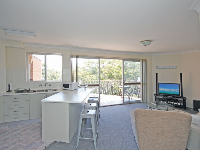 12/6 Thurlow Avenue, Nelson Bay NSW 2315