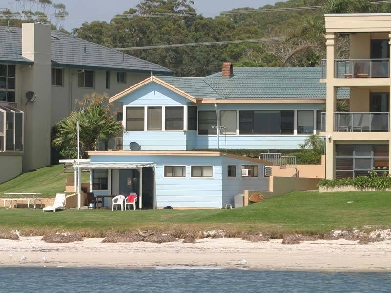 219 Soldiers Point Road, Salamander Bay NSW 2317