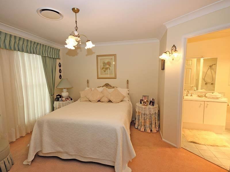 18 Hawkes Way, Boat Harbour NSW 2316