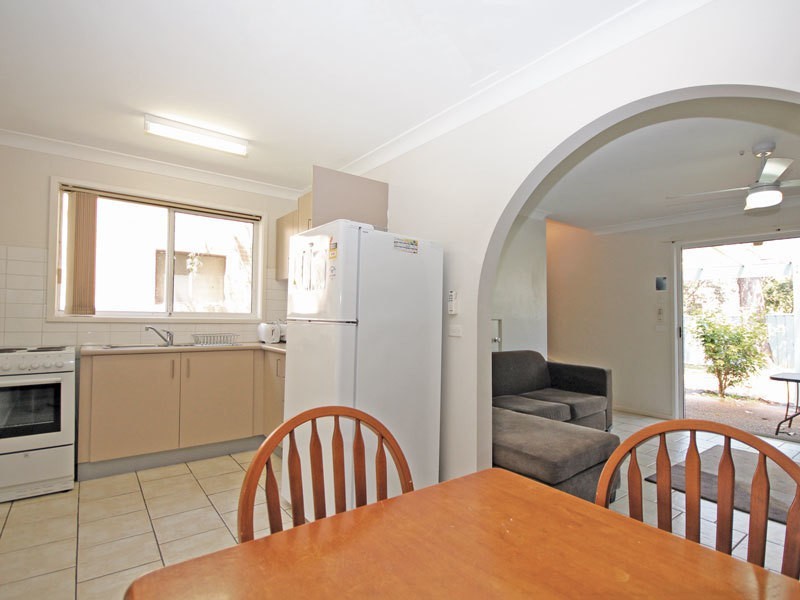 2/10 Catalina Close, Nelson Bay NSW 2315