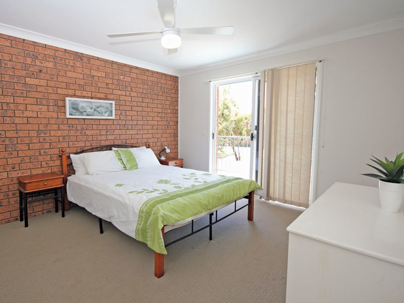 2/10 Catalina Close, Nelson Bay NSW 2315