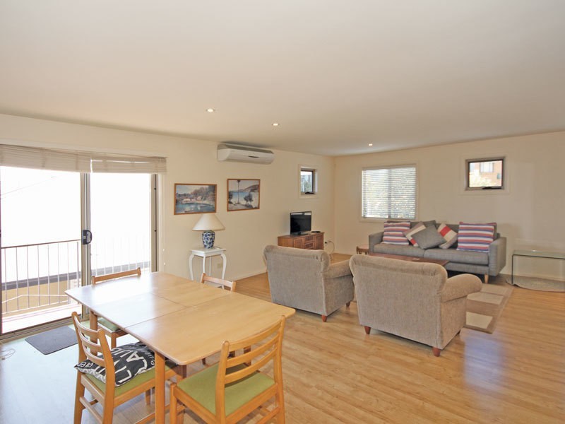 2/18 Vista Avenue, Soldiers Point NSW 2317