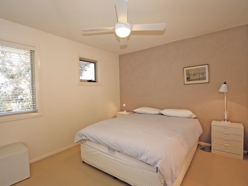 2/18 Vista Avenue, Soldiers Point NSW 2317