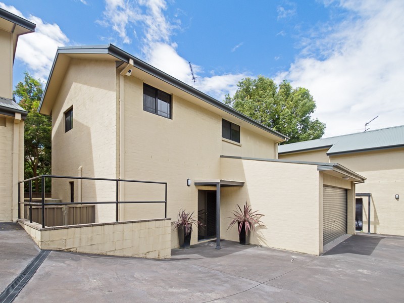 2/11a Christmas Bush Avenue, Nelson Bay NSW 2315