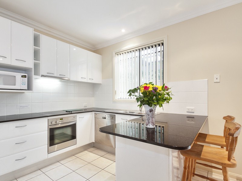 2/11a Christmas Bush Avenue, Nelson Bay NSW 2315