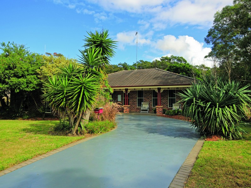 2 Hawkes Way, Boat Harbour NSW 2316