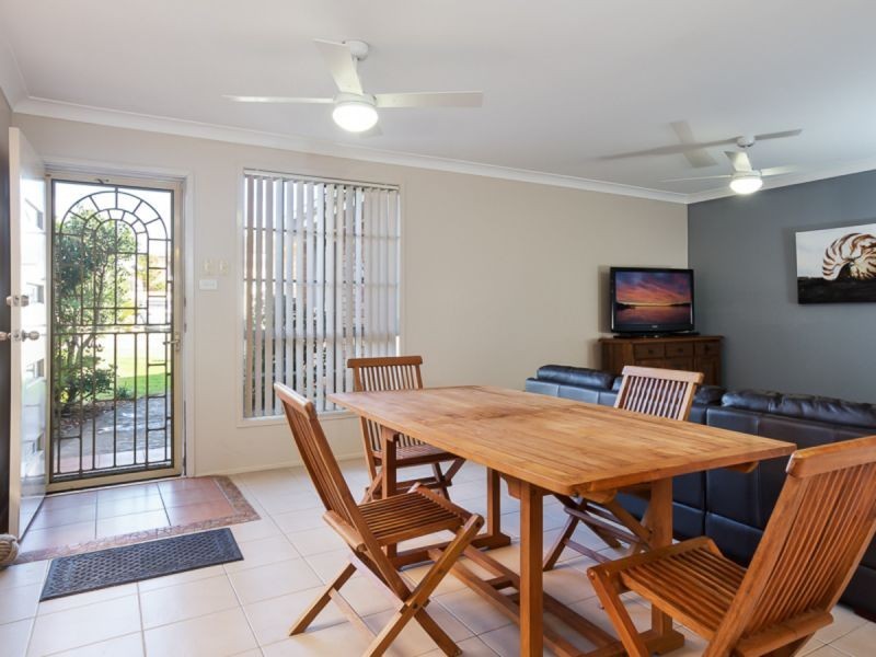 2/14 Fitzroy Street, Anna Bay NSW 2316