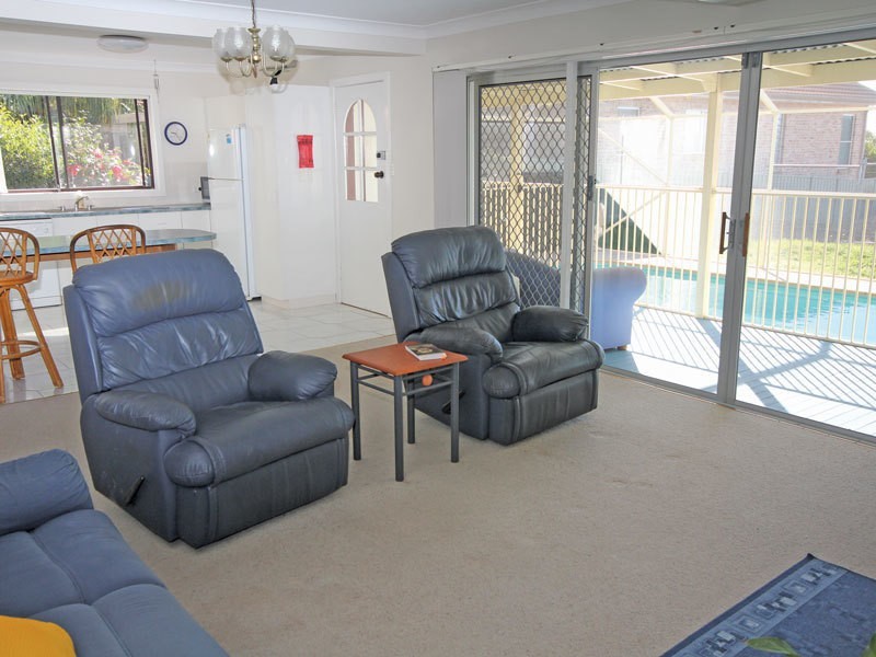 19 Ash Street, Soldiers Point NSW 2317